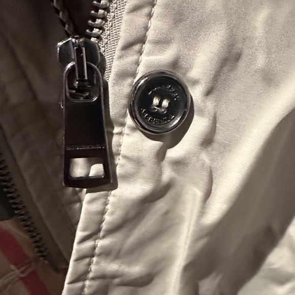 Burberry Hooded Jacket - Picture 9 of 12